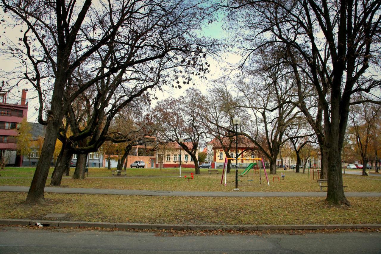 Studio Apartman - Park - Osijek Eksteriør bilde